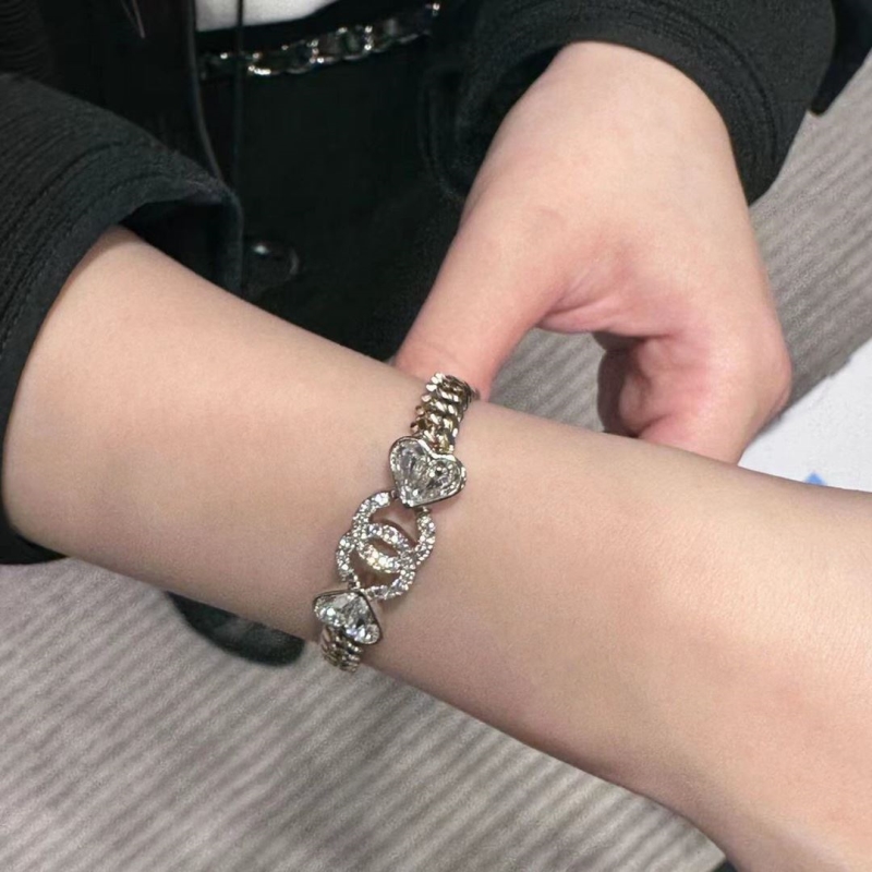 Ch**el bracelets
